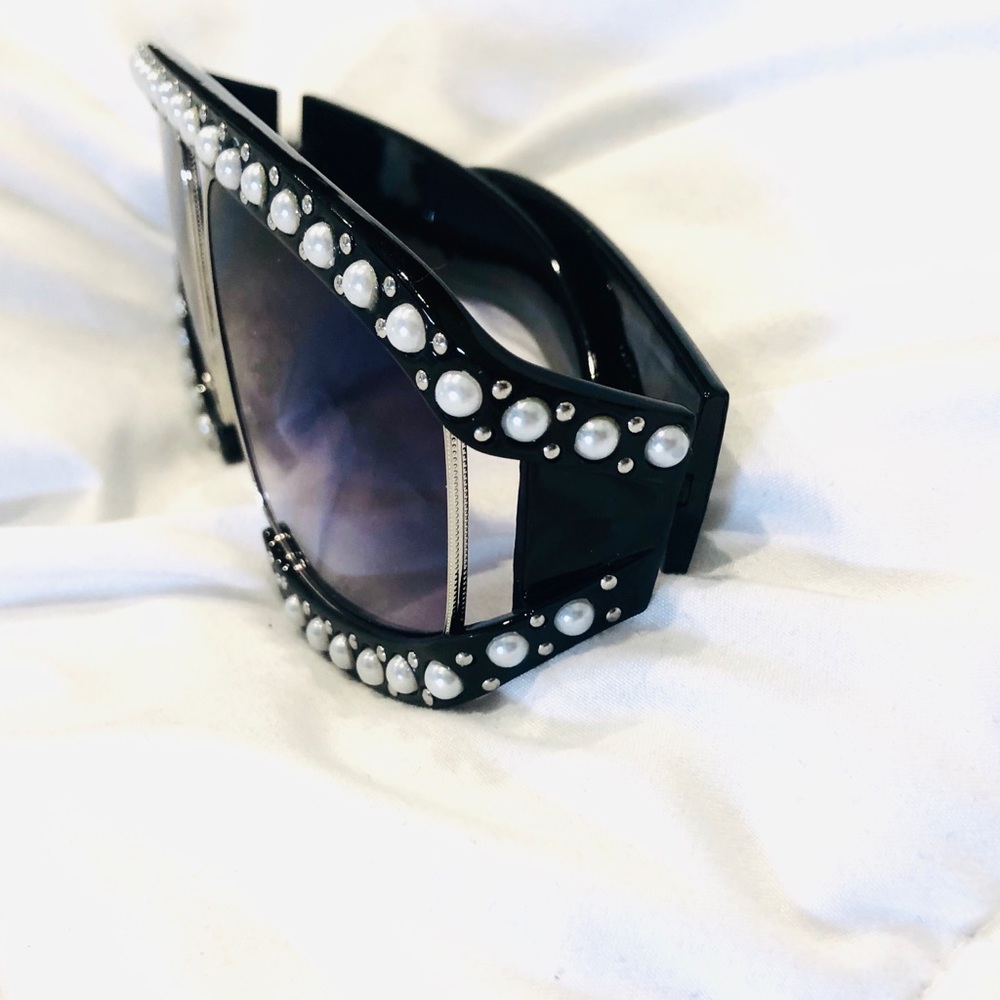 Pearl oversized sunglasses - Picture 3 of 5